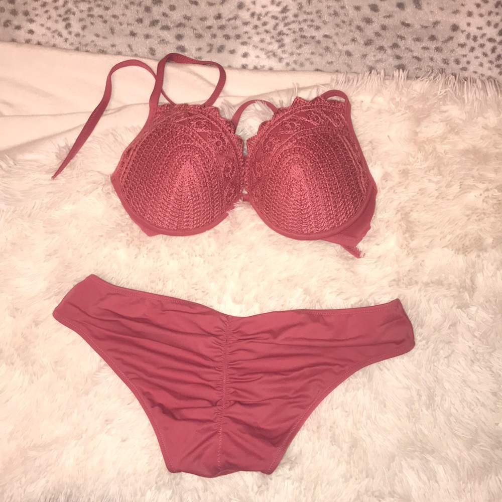 Rose pink bikini